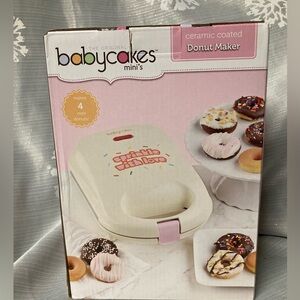 Babycakes Mini Donut Maker - Cream and Pink